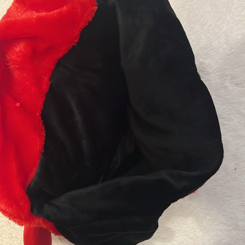 Red Devil plush headwear - Picture 4 of 7